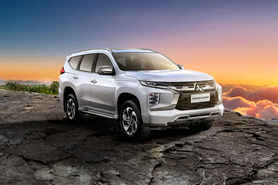 Rental Mitsubishi Pajero Padang Sumatera Barat